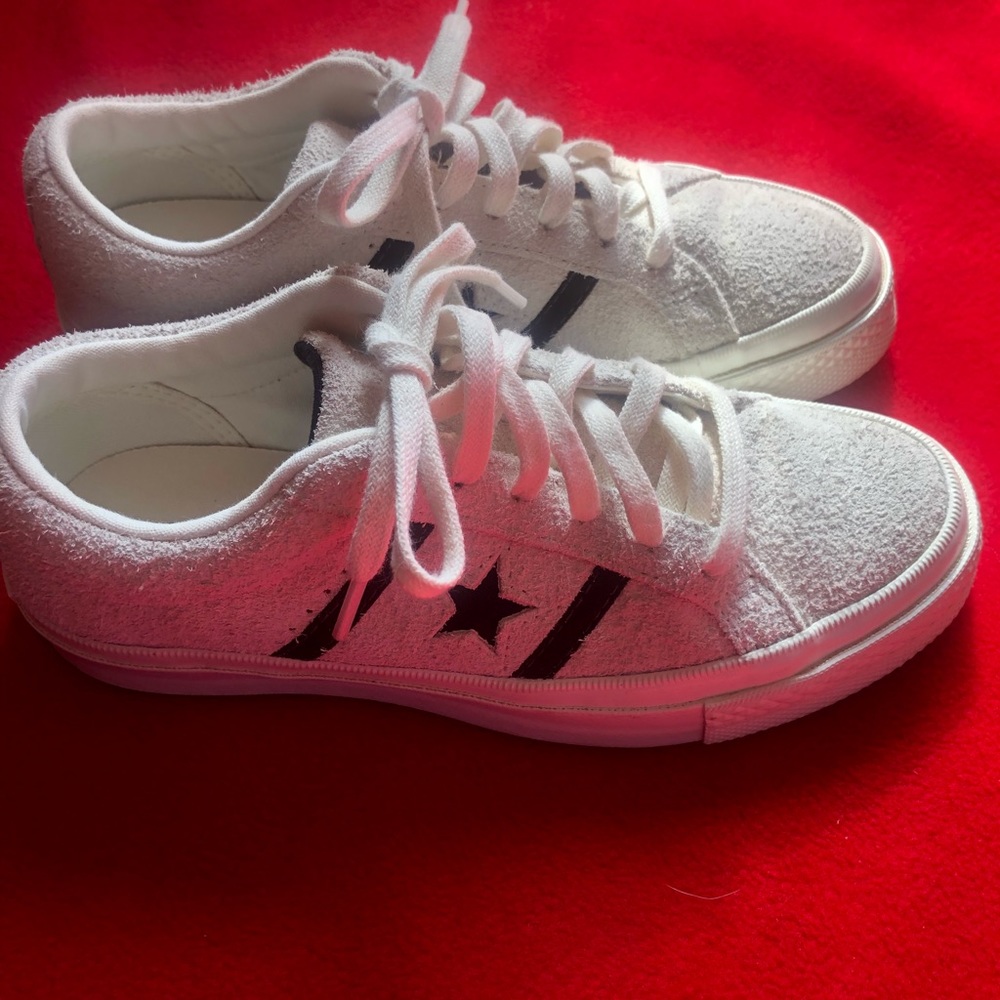 Converse kids off white sneakers
